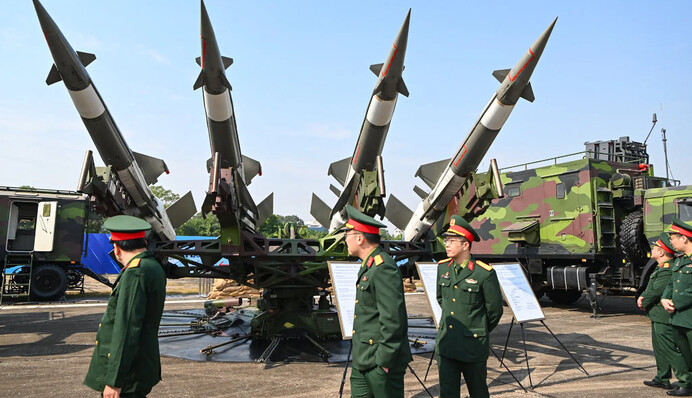 NYT: Вьетнам тайно приобрел оружие в России