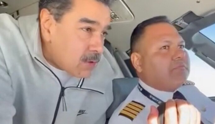 США пытались подкупить личного пилота Николаса Мадуро