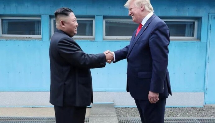 Трамп заявил, что не встретится с Ким Чен Ином во время своего турне по Азии