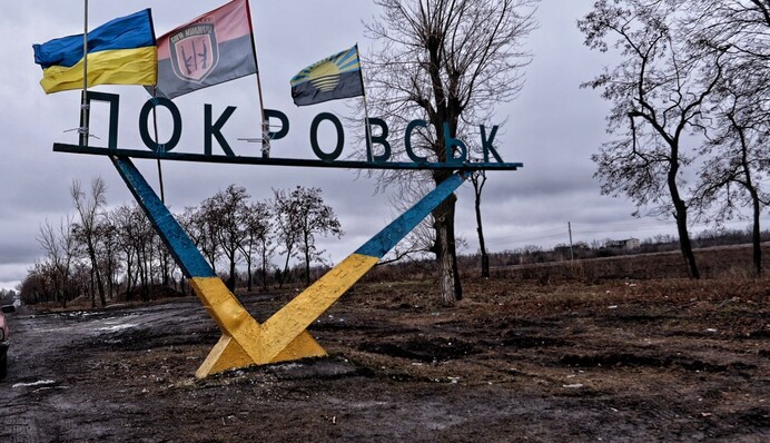 Россияне пытаются прорвать оборону в Покровске: военный рассказал о тактике врага