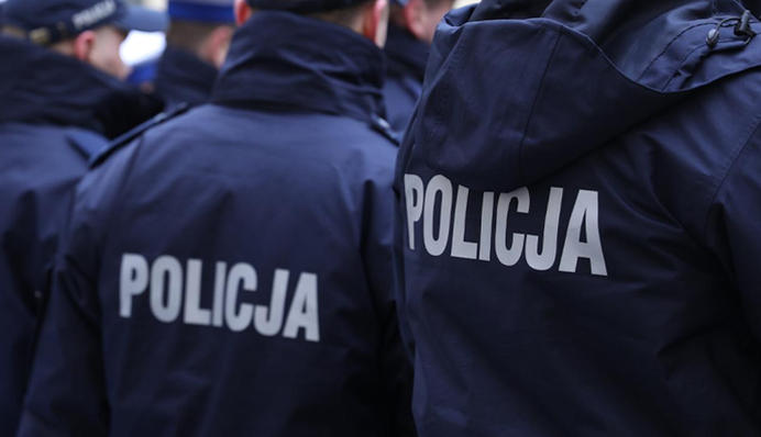 В Польше задержали мужчин, сорвавших флаг Украины из дома почетного консульства в Перемышле