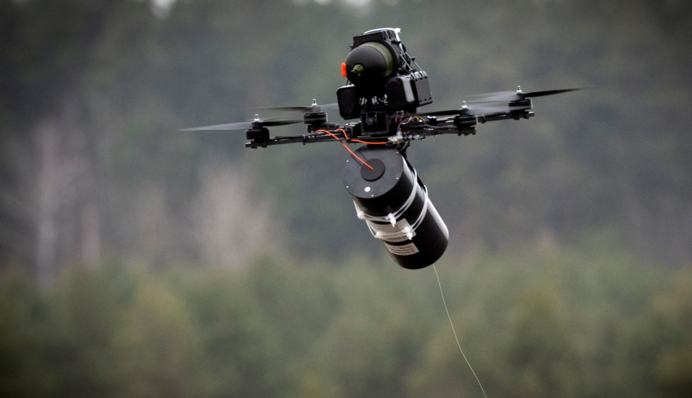 Армія РФ атакувала дроном авто на Харківщині: двоє поранених