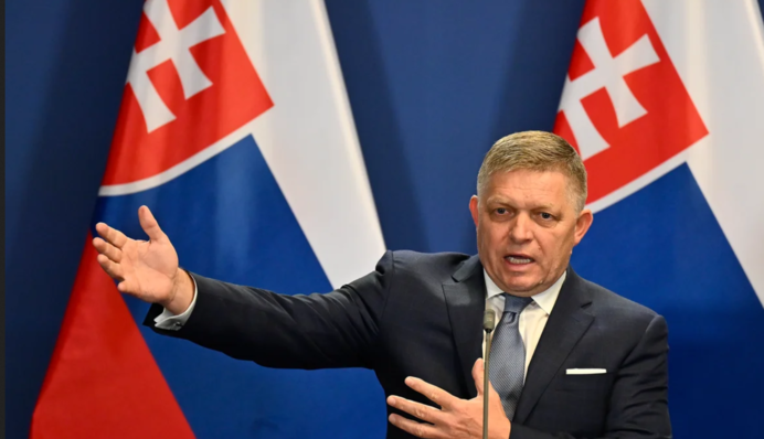 ЗМІ: Прем'єр Словаччини виступив проти ідеї ЄС щодо закупівлі зброї США для ЗСУ