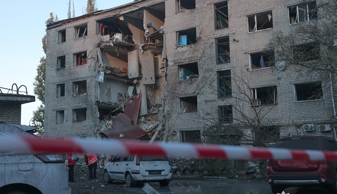 В Запорожье завершили спасательные работы после ночной атаки РФ: погибли два человека