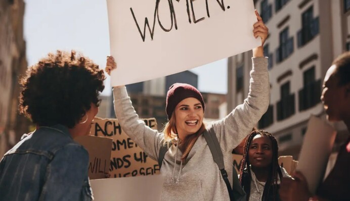 Сейм Латвії підтримав вихід із конвенції про боротьбу з насильством щодо жінок