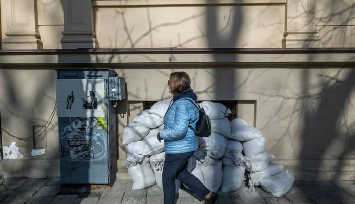 Оптимізм зростає: 56% українців бачать процвітання України через 10 років