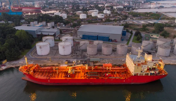 Індія відновлює закупівлі нафти у компаній РФ, у компаній, що не підпадають під санкції