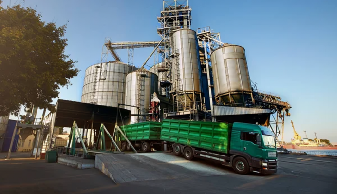 ЄС готовий діяти проти трьох країн через блокування українського експорту