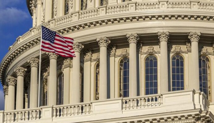 Белый дом ввел новые правила для журналистов - Reuters