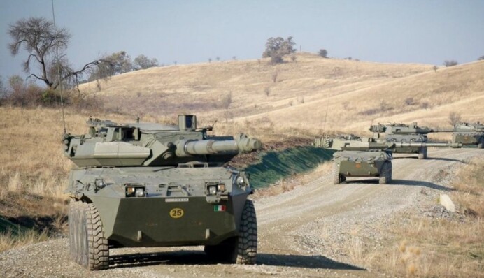 ВСУ получили на вооружение итальянские колесные танки B1 Centauro: что о них известно