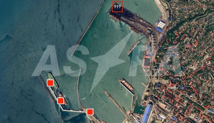 Россия сообщает о пожаре на нефтяном танкере в порту Туапсе из-за дрона