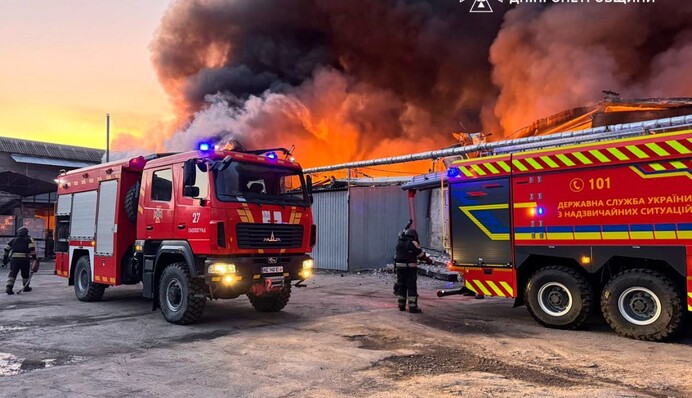 Россияне атаковали беспилотниками Павлоград: есть погибший и раненые