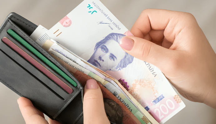 Реальні зарплати в Україні зростуть на 6% у 2025 році – НБУ