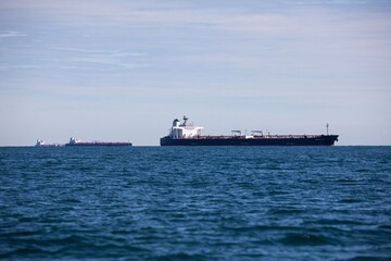 Постачання російської нафти різко скоротилися через санкції США