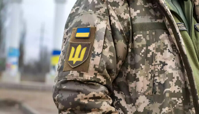 Новая система контрактов для военных: депутат рассказал, почему она не решит проблему армии