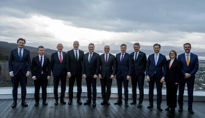 Украина получила статус 