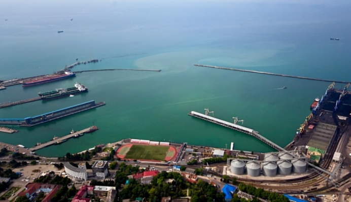 Туапсе зупинив експорт палива після атаки українських дронів – Reuters