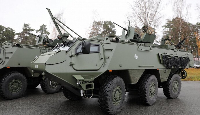 Бронетранспортери Patria і не тільки: Латвія передасть Україні нову партію техніки