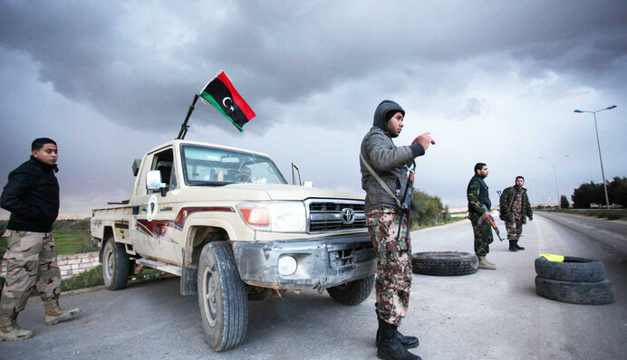 В Ливии закрываются иностранные посольства