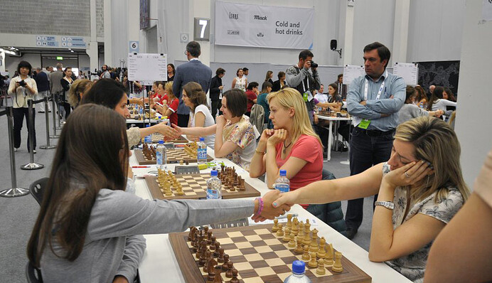 Бронзовые фигуры