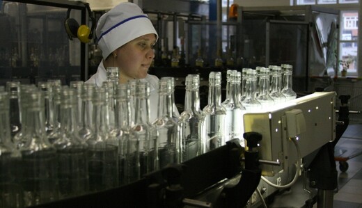 Кабмин упростил правила игры на рынке алкоголя