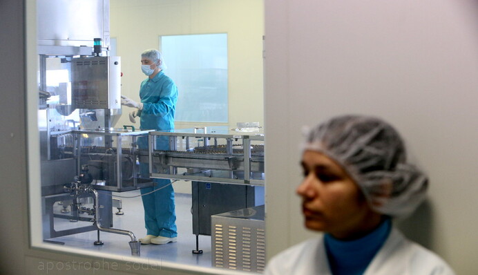 Фармацевтам откроют доступ к импортному сырью