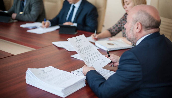 Обещанного ждут