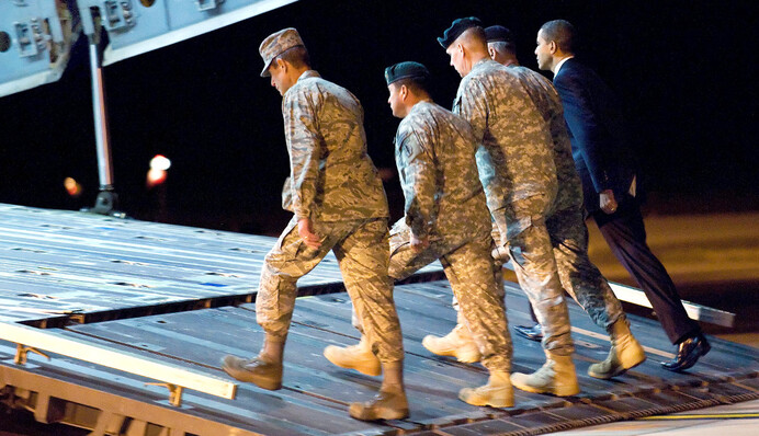 Обама попал в агрессивную кампанию