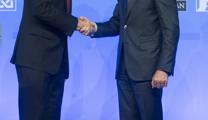 Андерс Фог Расмуссен сдает пост