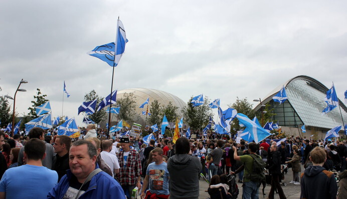 Сегодня Шотландия решит с кем жить дальше