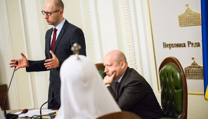 Арсений Яценюк и Александр Турчинов пришли за советом