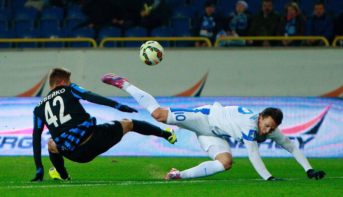 ​«Днепр» удержался на победной волне