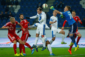 Фаворитам не понадобился кубковый характер