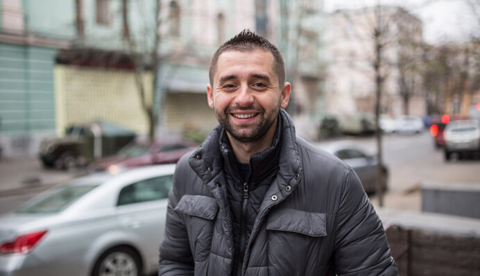 Давид Арахамия: В Минобороны около 70% штата враждебно относятся к инициативе привлечения волонтеров