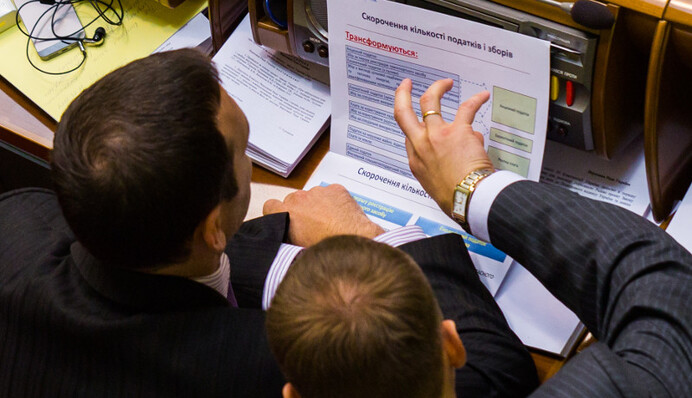 Кабмин тайно готовит налоговые изменения