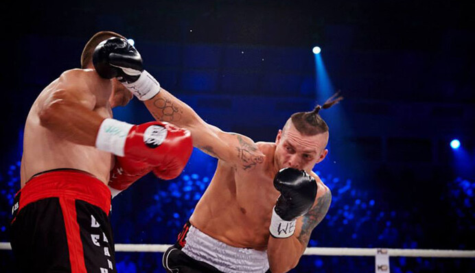 ​Александр Усик затянул с нокаутом