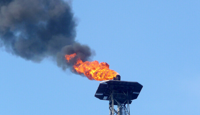 Западные СМИ: Падение цен на нефть приведет к росту мировой экономики