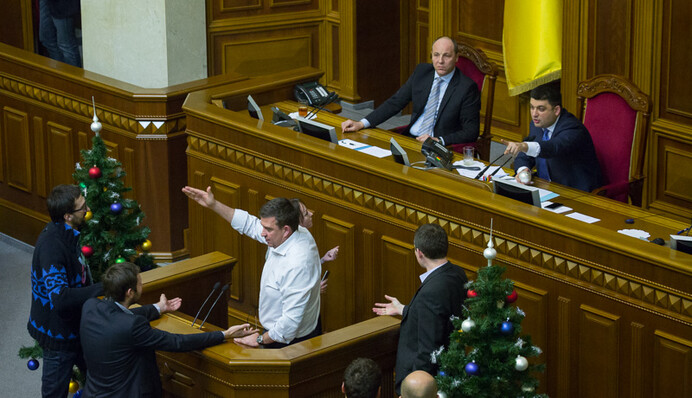 Новый год испытает Раду на прочность