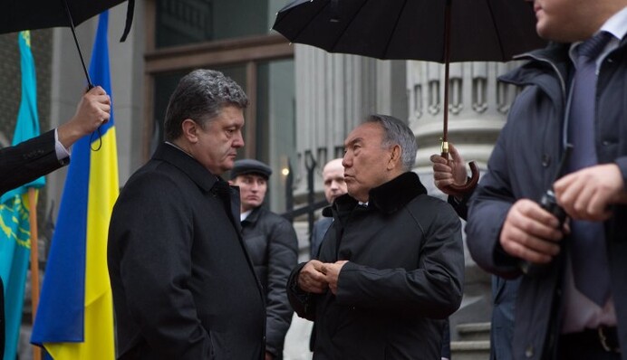 Беларусь и Казахстан ищут сближения с Украиной в обход России