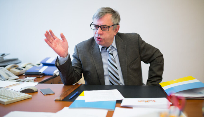 Юрий Артеменко: «Я не знаю, какой идиот сейчас захочет начать трансляцию российских каналов»