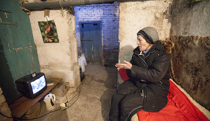 Информация с трудом пробивается через фронт