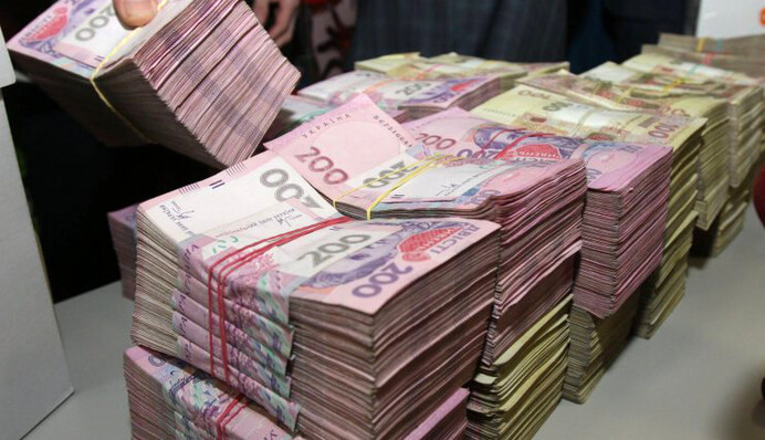 Сепаратисты «обворовали» украинские банки на сотню миллионов