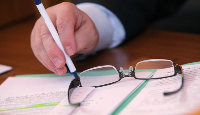 Кабмин не исклю­чает, что на­ло­го­обло­же­ние ЕСВ бу­дет пе­ре­смот­рено еще раз