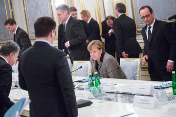 Иностранная пресса представила свои версии «плана Меркель-Олланда»