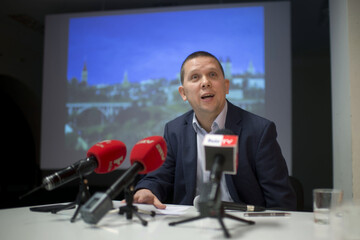 Правительство Венгрии поплатилось за выбор пророссийского курса