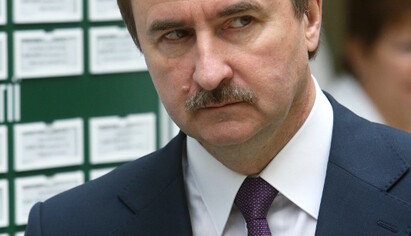 Обвинение против Александра Попова выстроено вокруг елки