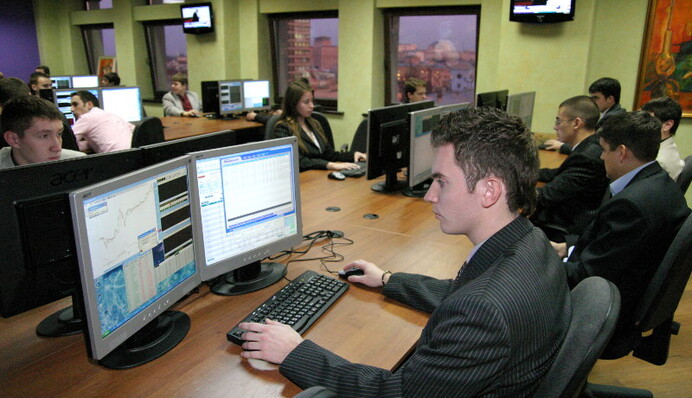 ​Фонд гарантирования начал сбрасывать «мусор»