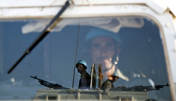 Дипломатические метания Киева: меняем Минск на миротворцев