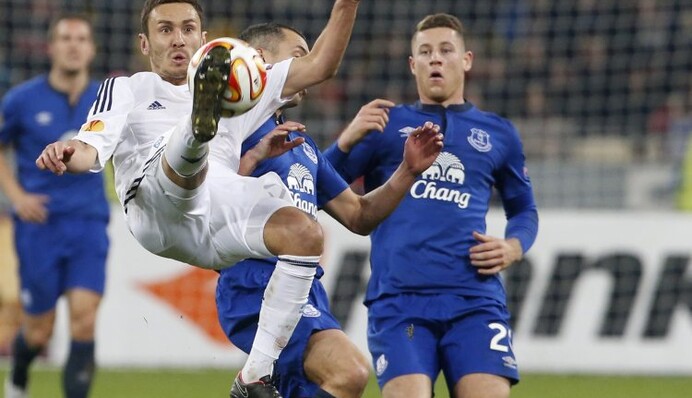 Триумф «Динамо» и успех «Днепра». Обзоры и видео голов