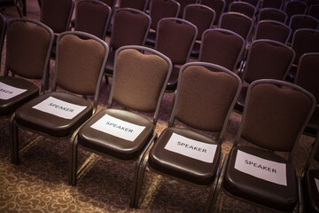 Украинский кризис: крупных инвестиционных сделок нет